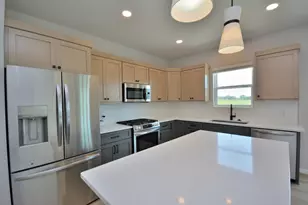 1299 Arrowood Circle, Oconomowoc, WI 53066 - Photo 16