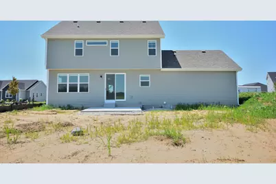 1299  Arrowood Cir, Oconomowoc, WI 53066 - Photo 2