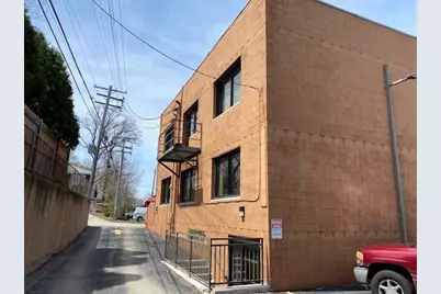 11225 W Bluemound Rd, Wauwatosa, WI 53226 - Photo 4