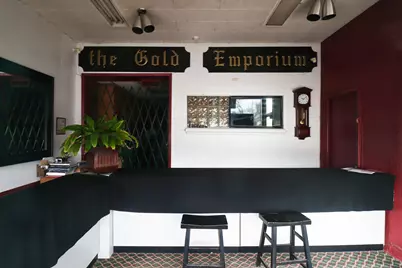 7026 W North Ave, Wauwatosa, WI 53213 - Photo 6