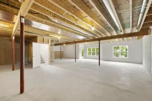 N28W25285 Parkway Ridge Circle, Pewaukee, WI 53072 - Photo 34