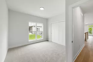 N28W25285 Parkway Ridge Circle, Pewaukee, WI 53072 - Photo 30