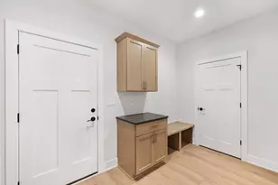 N28W25285 Madeline Blvd, Pewaukee, WI 53072 - Photo 14