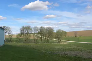 W2584 Oak Lawn Rd, Rubicon, WI 53059 - Photo 4