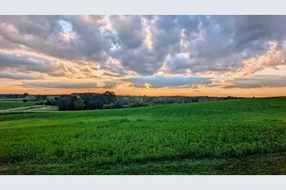 W2584  Oaklawn Rd #3, Rubicon, WI 53059 - Photo 2