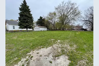 1337  Kewaunee St, Racine, WI 53404 - Photo 2