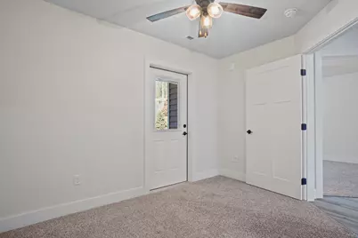 117  Eiche Dr #2, Slinger, WI 53086 - Photo 18