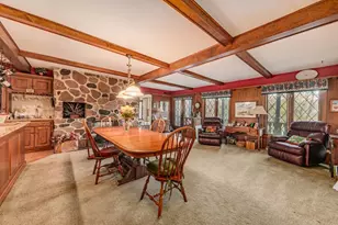 15555 Esser Ct, Brookfield, WI 53005 - Photo 14