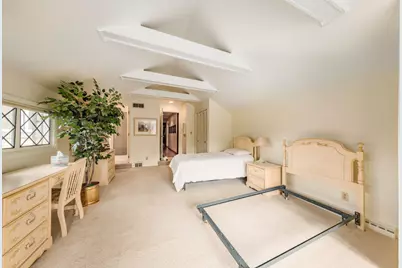 15555  Esser Ct, Brookfield, WI 53005 - Photo 24