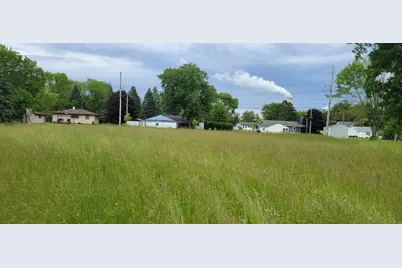 10568 S Alton Rd, Oak Creek, WI 53154 - Photo 2