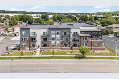 N88W15092  Main St #1309, Menomonee Falls, WI 53051 - Photo 1