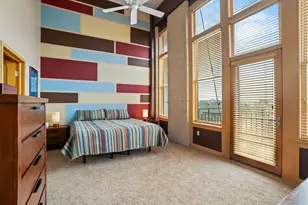 1325 N Van Buren St, Milwaukee, WI 53202 - Photo 12