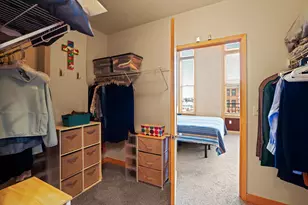 1325 N Van Buren St, Milwaukee, WI 53202 - Photo 16