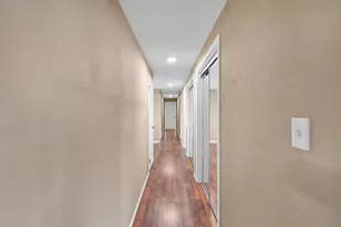 8915 W Becher St, West Allis, WI 53227 - Photo 4