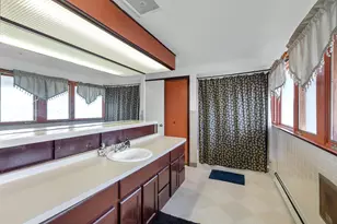 8915 W Becher St, West Allis, WI 53227 - Photo 2