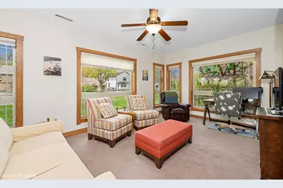 415 S Wells St #804, Lake Geneva, WI 53147 - Photo 10