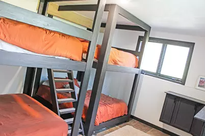 1115  Greendale Rd, Sheboygan, WI 53081 - Photo 30