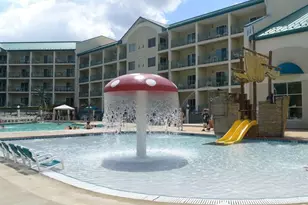 111 Center St, Lake Geneva, WI 53147 - Photo 38