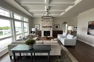 W253N5598 Cres Hl Dr, Sussex, WI 53089 - Photo 18