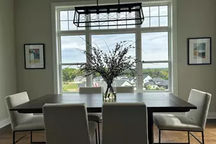 W253N5598 Cres Hl Dr, Sussex, WI 53089 - Photo 16