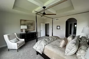 W253N5598 Cres Hl Dr, Sussex, WI 53089 - Photo 20