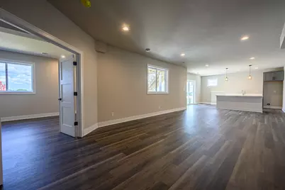 W253N5598  Crescent Hill Dr, Sussex, WI 53089 - Photo 32
