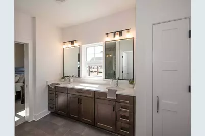 W214N6684  Fairview Dr, Menomonee Falls, WI 53051 - Photo 34