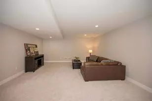 W214N6684 Fairview Dr, Menomonee Falls, WI 53051 - Photo 36