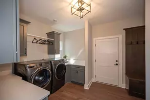 W214N6684 Fairview Dr, Menomonee Falls, WI 53051 - Photo 22