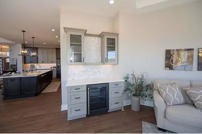 W214N6684  Fairview Dr, Menomonee Falls, WI 53051 - Photo 20