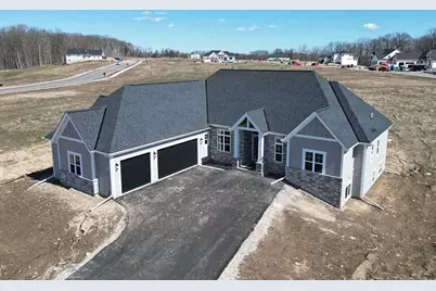 W214N6684  Fairview Dr, Menomonee Falls, WI 53051 - Photo 2