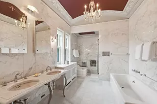 3432 N Lake Dr, Milwaukee, WI 53211 - Photo 32