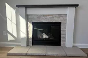 W215N4855 Kathleen Dr, Menomonee Falls, WI 53051 - Photo 10