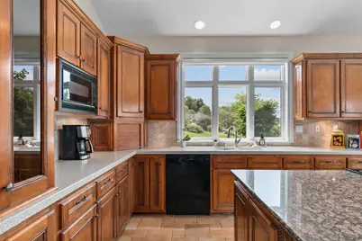 94  Hidden Acres Ct, Appleton, WI 54915 - Photo 42