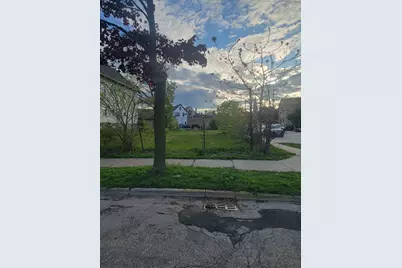 921 E Potter Ave #925, Milwaukee, WI 53207 - Photo 4