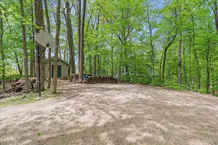 9561 Maple Tree Rd, Farmington, WI 53040 - Photo 38