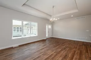 20860 Gray St, Lannon, WI 53046 - Photo 14