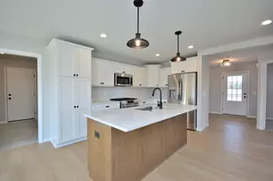 1001 5 Mile Rd, Racine, WI 53402 - Photo 16