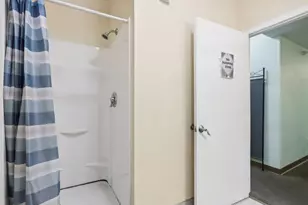 1022 W Madison St, Milwaukee, WI 53204 - Photo 22