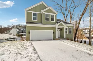 1920 La Salle St, Lake Geneva, WI 53147 - Photo 4