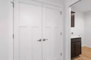 1200 Sween Dr, Holmen, WI 54636 - Photo 16