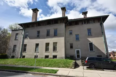 1749 N Prospect Ave, Milwaukee, WI 53202 - Photo 6