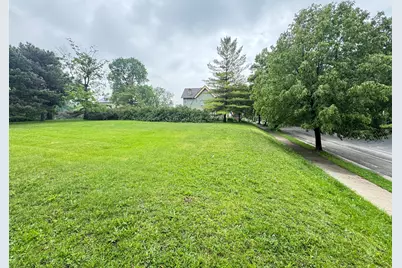 956 N 31st St, Milwaukee, WI 53208 - Photo 1