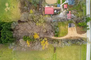 W288S250 Elmhurst Rd, Delafield, WI 53188 - Photo 8