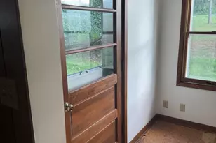 W288S250 Elmhurst Rd, Delafield, WI 53188 - Photo 10