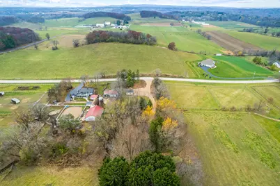 W288S250  Elmhurst Rd, Delafield, WI 53188 - Photo 6