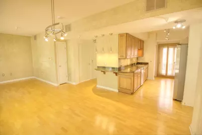 688 N Midvale Blvd #201, Madison, WI 53705 - Photo 6