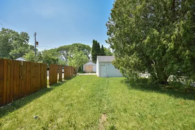 4757 N 21st St, Milwaukee, WI 53209 - Photo 2