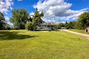 2611 S Rd, Lyons, WI 53105 - Photo 2
