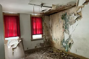 112 W Hadley St, Milwaukee, WI 53212 - Photo 1